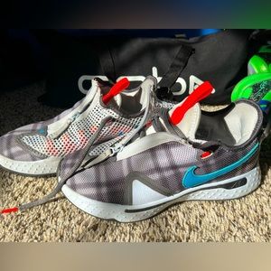 Nike PG 4 Paul George 4 shoe size 7.5 zipup plaid - barely used. Open to offers